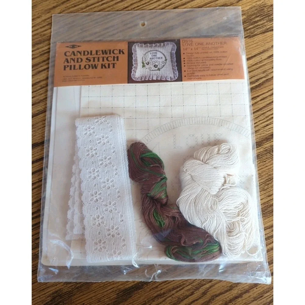 New Sealed Vintage Love One Another Candlewicking Embroidery Pillow Kit 14 X 14